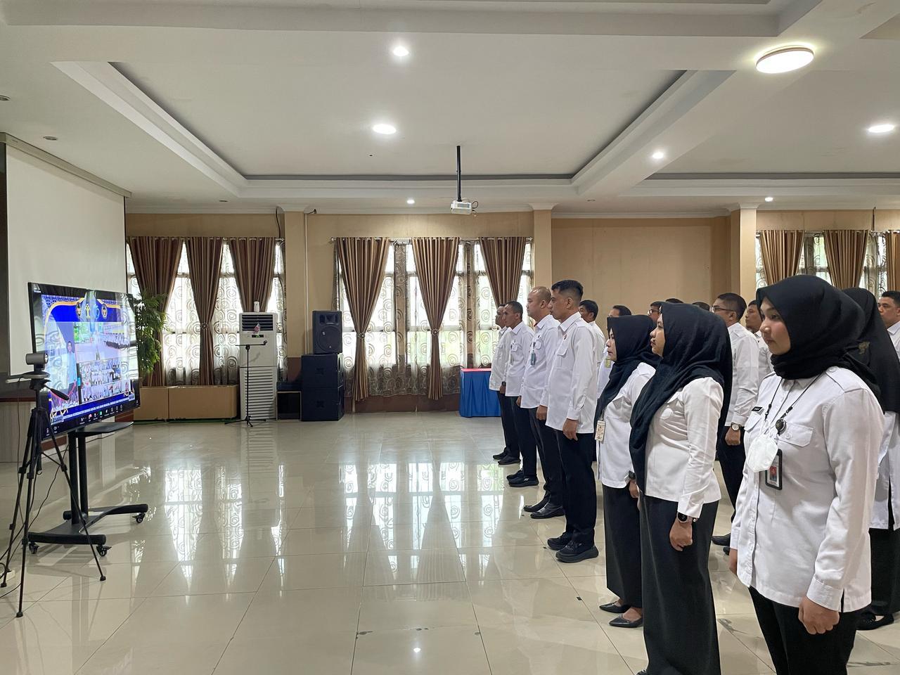 IMIGRASI PEKANBARU IKUTI APEL BERSAMA DAN HALAL BIHALAL DI LINGKUNGAN KEMENKO BIDANG HUKUM, HAM, DAN PEMASYARAKATAN DAN IMIGRASI