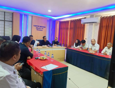 Imigrasi Pekanbaru Melaksanakan Monitoring dan Evaluasi Monitoring dan Evaluasi terhadap Rencana Aksi dan Target Prioritas pembangunan Zona Integritas